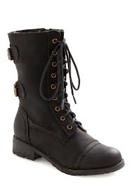 DM boots2.png